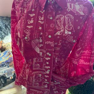 NWT Never Worn PINK WRANGLER BARBIE EDITION SHIRT SIZE Large